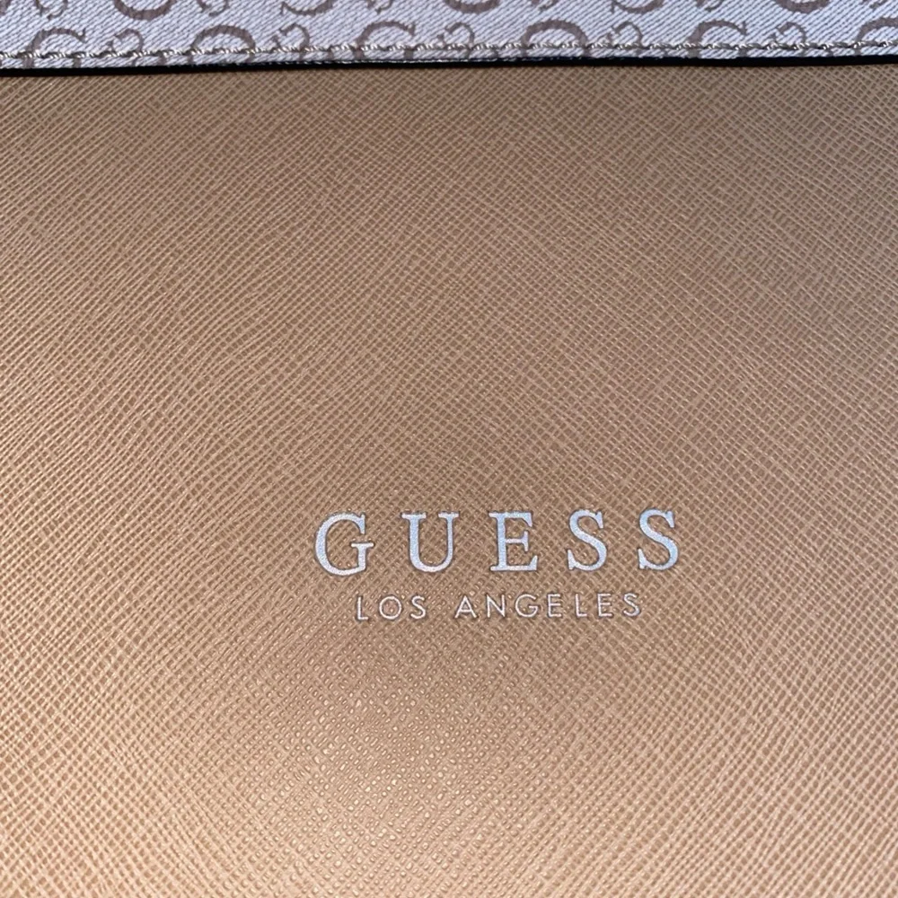 Guess‎ Tan Wristlet Bag